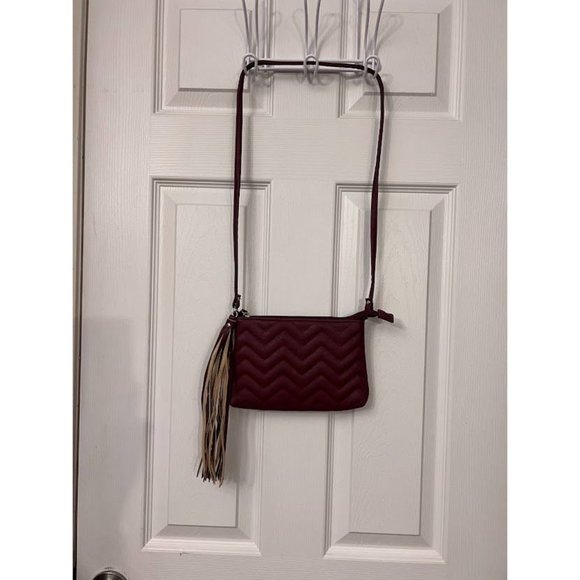 Burgundy Zigzag Chevron Quilted Crossbody Bag with Tassel - Picture 2 of 6